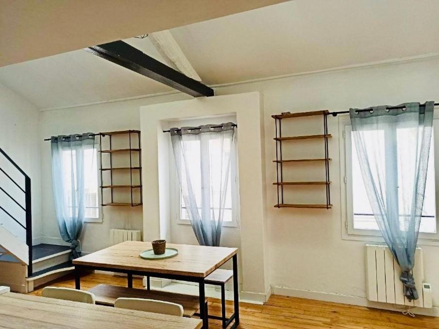 Le Grand Marais Neighborhood Apartment Paris